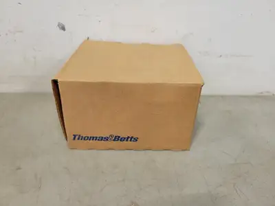 NEW THOMAS & BETTS 677
