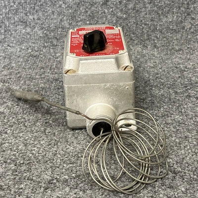 Used Johnson Controls A19AUC-2 Estate & Personal Property California US | Davliegogo LLC #1730155