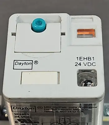 Dayton 1EHB1 relay with Magnecraft socket 24 VDC Loc4B47