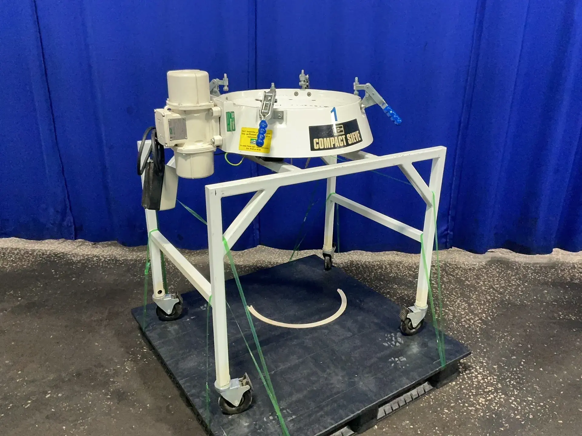 USED 2011 RUSSELL 17240