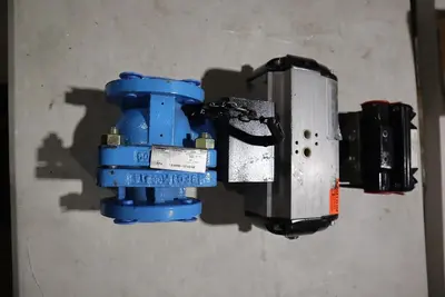 Flowserve Automax NXCLU2M1-18-00200 Positioner Actuator Ball Valve STOCK 5007A
