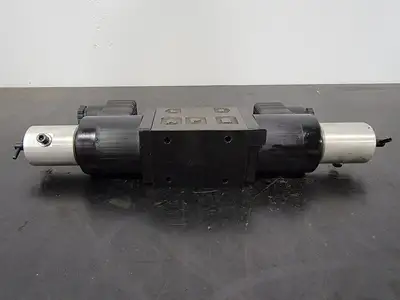 USED NACHI ESD-G01-C6S10-E10