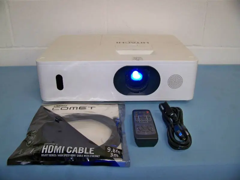 Hitachi CP-WU5505 WUXGA 5000-Lumen HD Home Theater LCD Projector / Projection System with Remote Control and HDMI Cable