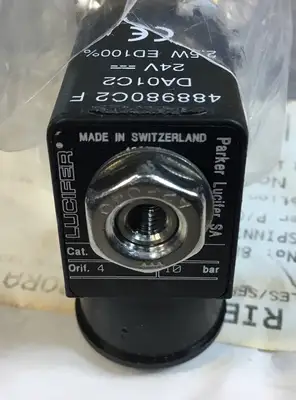 LUCIFER 347 L 92 01 DOUBLE SOLENOID VALVE 347L9201 + 2 ea. DA01C2 6D