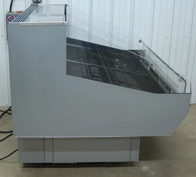 142-1049 Hussmann Q2SSM4S 50" Self Contained Open Air Produce Berry Cooler