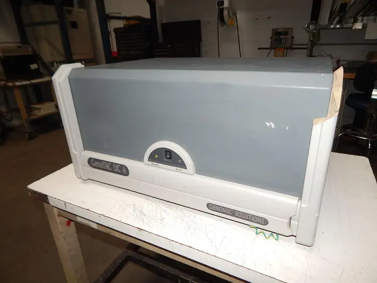 Used CARTESIAN TECHNOLOGIES UC-4 Analyzer Testers Texas US | Aucto #1306994