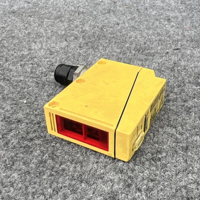 Used Banner Engineering Q85VR3DL-T9 Photoelectric Sensors California US | Davliegogo LLC #1705873