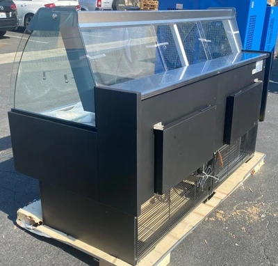 171-0316 71" Self Contained Full Service Deli Meat Case