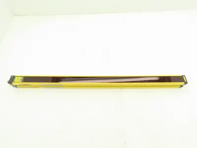 Banner SLSCE30-600Q8 EZ-Screen Safety Light Curtain Emitter 600mm 24VDC