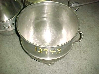 USED 60 QUART MIXING BOWL MIXING BOWL
