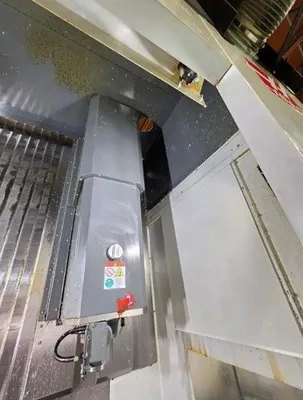 2022 HAAS UMC-1000 Universal Machining Centers | Midstate Machinery (4)