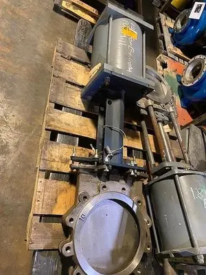 USED FABRI VALVE PNEUMATIC  KNIFE GATE VALVE