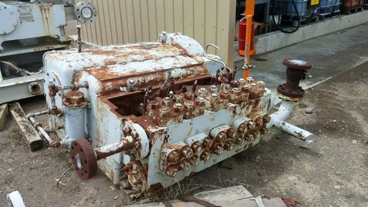 Used UNION QX-300 Pumps | Power Zone Equipment #970959
