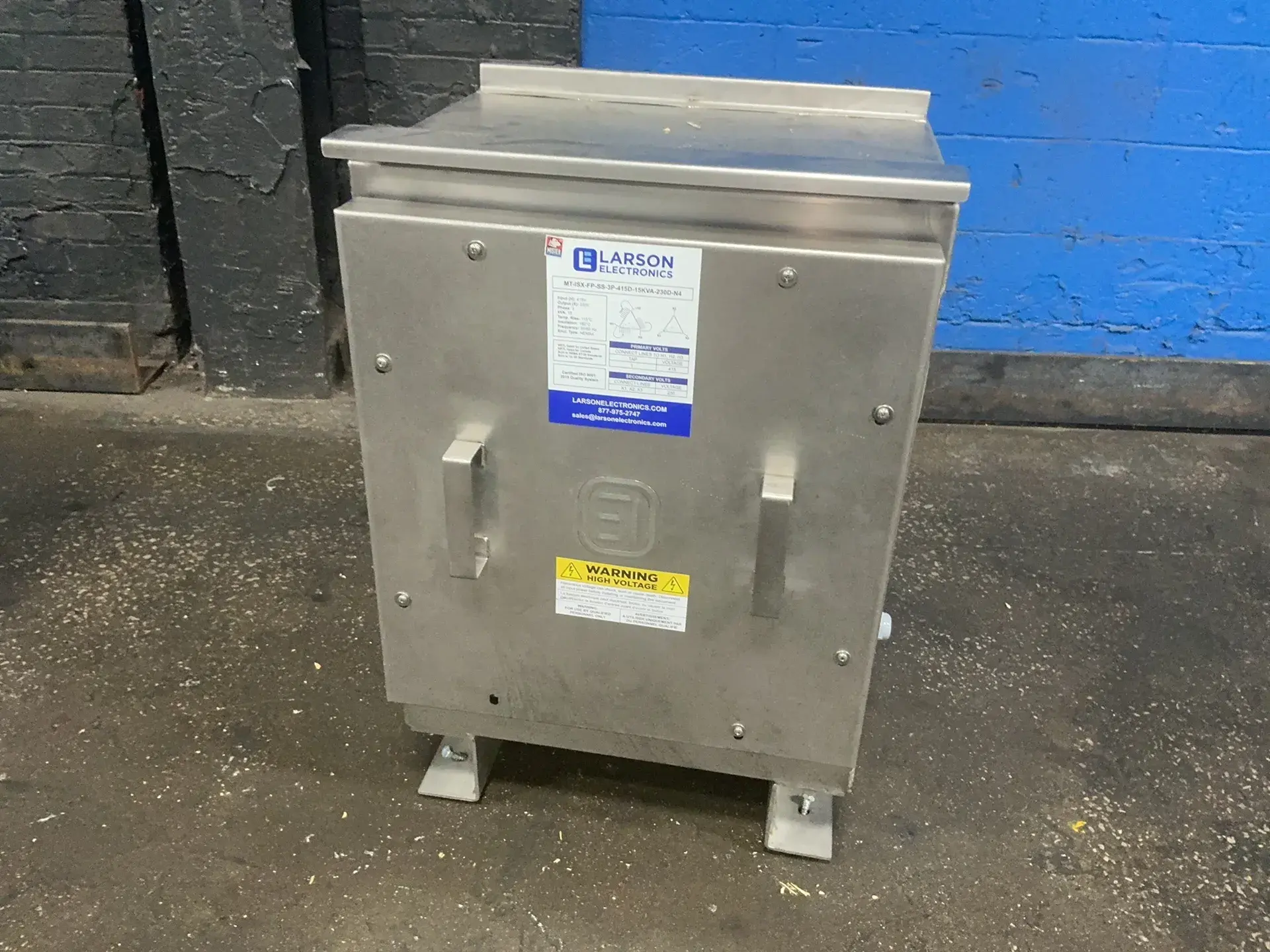 Used LARSON ELECTRIC MTISXFPSS3P415D15KVA230DN4 Distribution Transformers Ohio US | HGR 24 #1489684