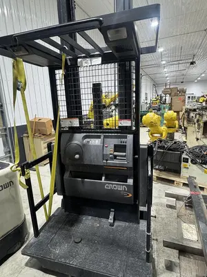 Used 2016 CROWN SP3520-30 Order Pickers Michigan US | Aucto #1308086