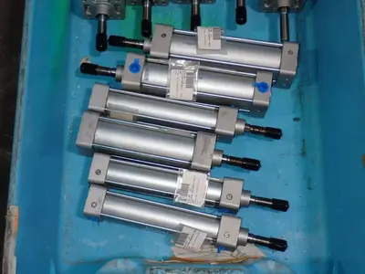 Smc  250psi Pneumatic Cylinders.