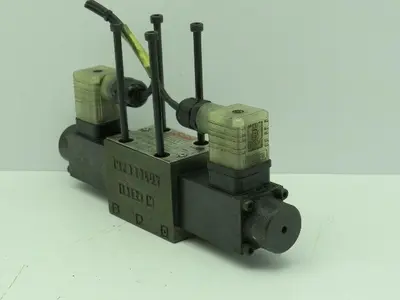 Moog Hydrolux HPN-722696 Hydraulic Valve WE43P06C01NCOBN