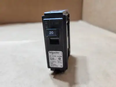 Used SCHNEIDER ELECTRIC CHOM120 Switchgears British Columbia CA | Lenmark #1438659