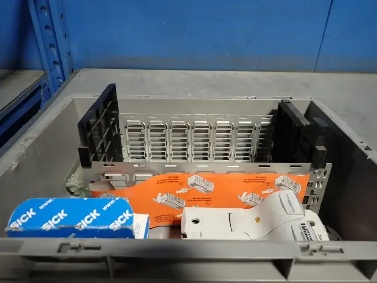 Used MERSEN, SICK, ALLEN BRADLEY _UNKNOWN_ Connector Accessories | HGR 24 #753543