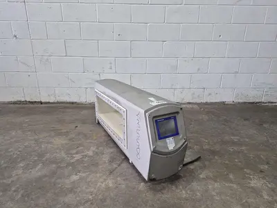 Mettler-Toledo Safeline Metal Detector