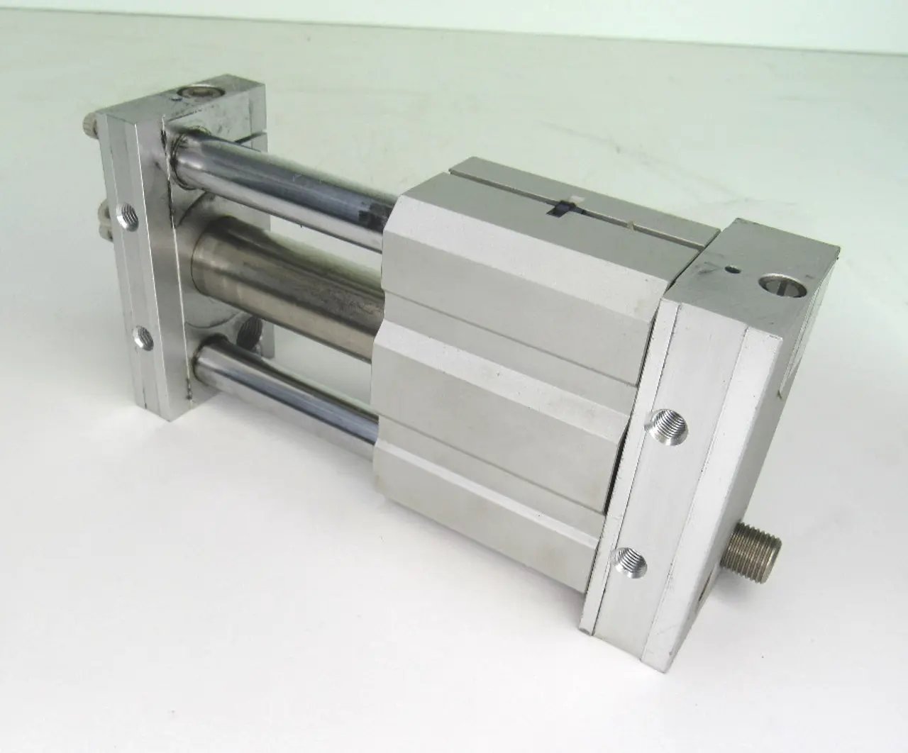 USED SMC NCDY2S25H-0300-A73HZ