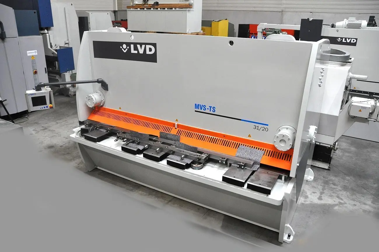 USED LVD MVS-TS 3100 X 20 MM CNC