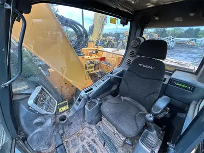 Used 2021 HYUNDAI HX130 LCR Crawler Excavators | Abele Tractor #1342777