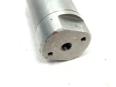 USED VESSEL HAND HELD AIR NIPPER W/ ANGLED CUTTING BLADES