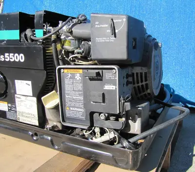 Cummins Onan Marquis 5500 Watt Gasoline RV Generator 120V Output