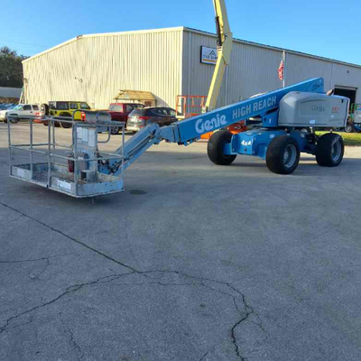 USED 2015 Genie S-65