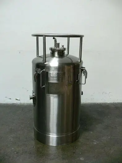 Used PRECISION 200 LITER 316 STAINLESS STEEL  PRESSURE VESSEL 100 PSI @ 302F Reactors | Equipment Lab #485929