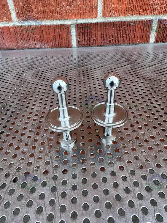 Used LOT OF 2 - STAINLESS STEEL SPRAY BALL W/ 2" TO 1/2" SANITARY FITTING Stainless Steel Tanks California US | Equipment Lab #719738
