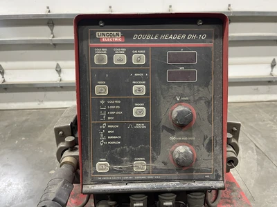Lincoln DC-600 Welder