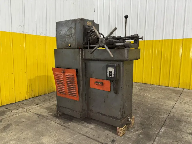 Used OSTER 541 RAPIDUCTION JUNIOR Pipe Threaders Ohio US | Yoder Brothers machinery 14 #144735