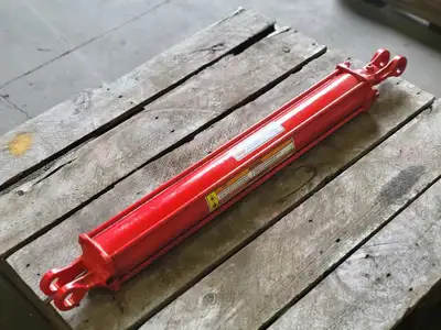 USED LION 30TX24-150