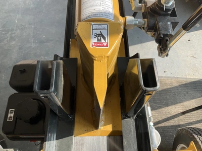 Used COUNTYLINE 28 TON LOG SPLITTER Skid Steer Log Splitters Michigan US | Miedema Asset Management Group #1321980