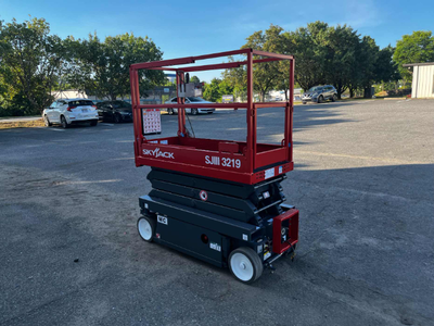 USED 2019 Skyjack SJ3219