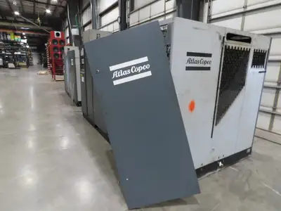 Atlas Copco GA160VSD-FF 215Hp Rotary Screw Air Compressor 1076CFM 460v Air Dryer
