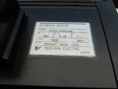 USED Yaskawa Electric Corporation SGMG-09A2AB