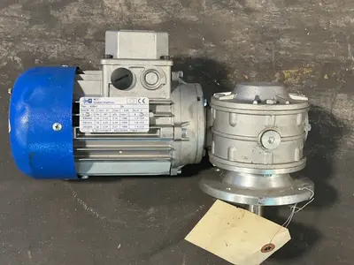 Used MOTORI ELETTRICI 63B/4 Servo Motors Ohio US | HGR 24 #1356002