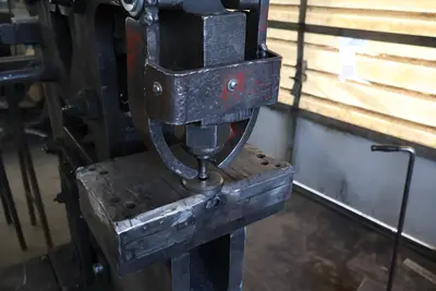 EDWARDS JAWS IV - 50T Ironworkers | MD Equipment Services LLC (5)