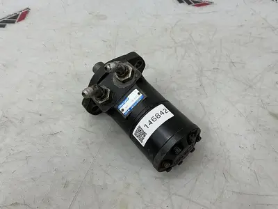 USED CHAR LYNN 101 2169 009