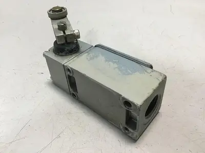 USED TELEMECANIQUE C2JK05