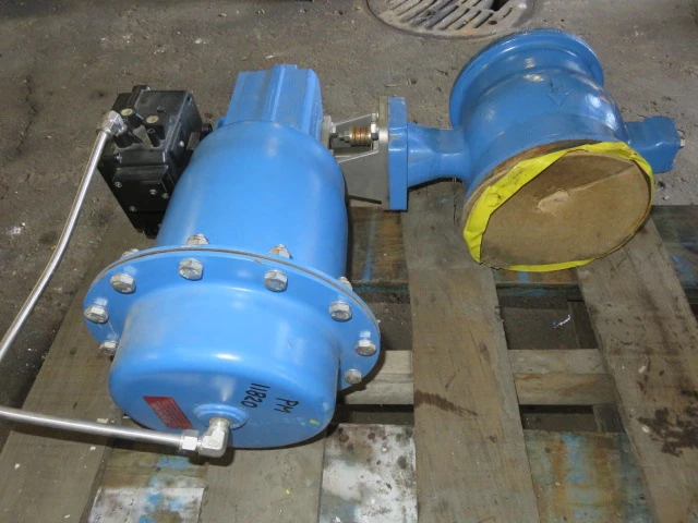 Neles Jamesbury 6" V-Ball Control Valve Air Operated