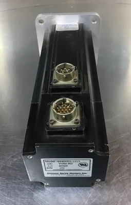 CUSTOM SERVO MOTOR MPM893T2-1113 230VAC 3.0A B33-B 1E