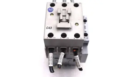 NEW ALLEN BRADLEY 100-S SERIES B 100-C43 SAFETY CONTACTOR #L-679