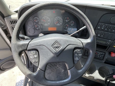 USED 2012 INTERNATIONAL LF667