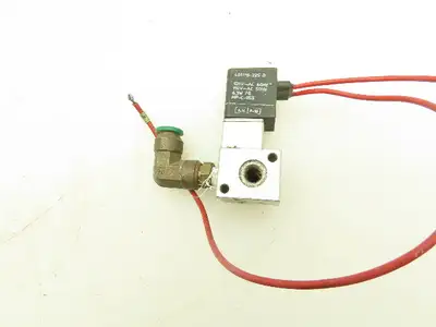 Automatic Switch U8280B2 Pneumatic Solenoid Valve 150PSI 120V 1/8"NPT LOT OF 3