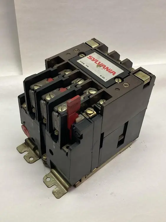 Used SYLVANIA T13U031 Industrial Controls Ohio US | Surplus Asset Holdings #1540861