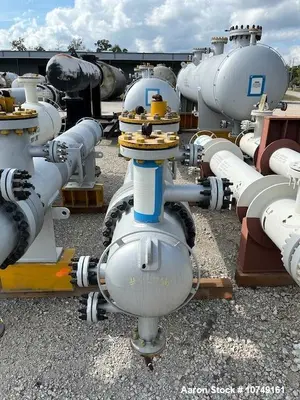 Used 272 Sq Ft Heat Exchanger, Duplex 2205 Tubes, 316L Shell, High Temp 430°F